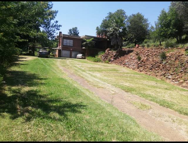 FARM SOLD IN NEWCASTLE RURAL
